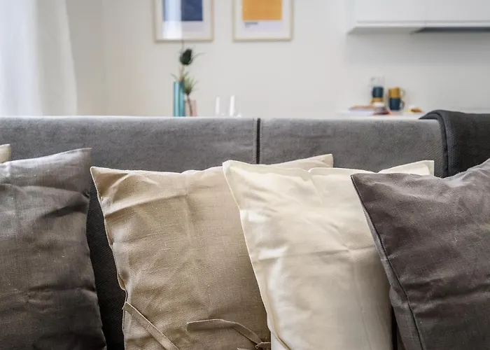 Emilia Young Apartament